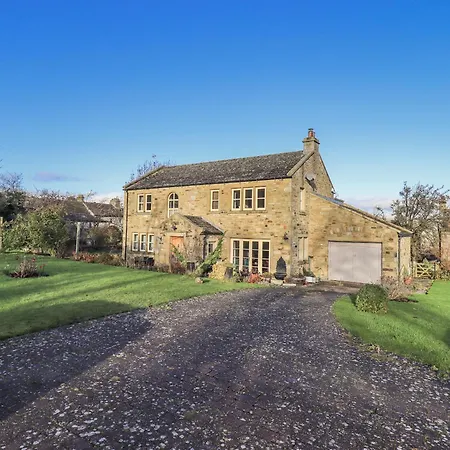 Holiday home Orchard House