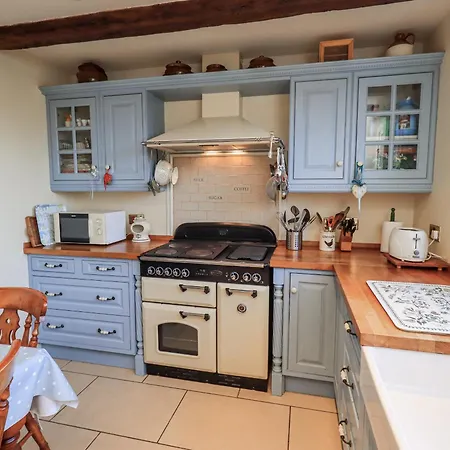 بيت للعطل Orchard House